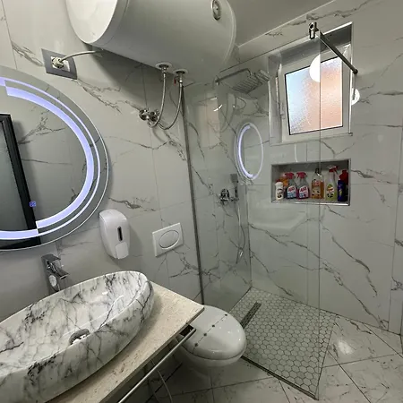 Rebi Apartment *